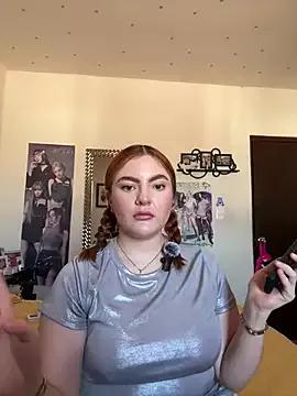 Sweetluciee webcams show profile image 