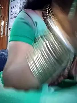 sweetqueen143 from StripChat is Freechat