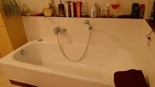 SweetSugarGirl66 from StripChat