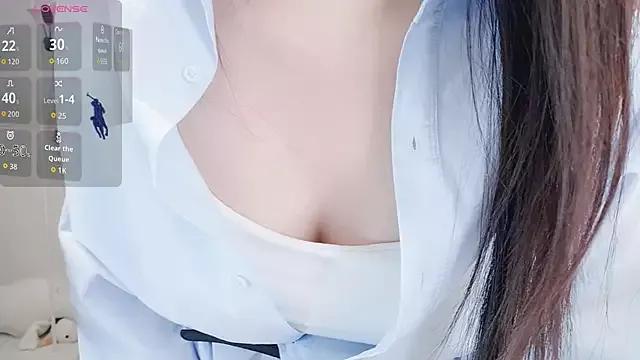 Try our girls live displays and explore the company of endless strippers, with beautiful physiques, vibrating toys and more.