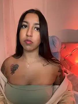 Try our girls live displays and explore the company of endless strippers, with beautiful physiques, vibrating toys and more.