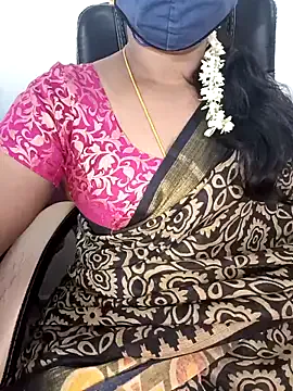 Tamil-hotwife — Pussy show 
