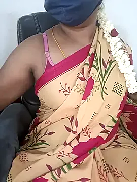 Avatar of Tamil-hotwife