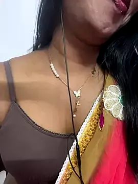 Avatar of tamil_Aarathi