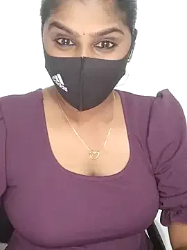 Avatar of Tamil_Azhaghi