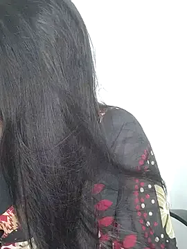 Tamil_Azhaghi — To buy a costume for Oktoberfest