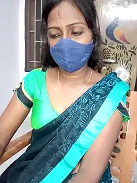 Tamil_kavinila from StripChat is Freechat