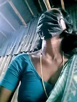Tamilauntyhot from StripChat is Freechat