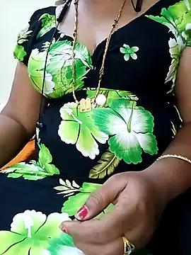 Tamilkaviya5 from StripChat is Freechat