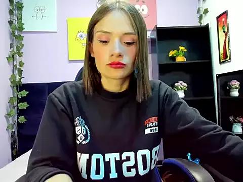 Try our girls live displays and explore the company of endless strippers, with beautiful physiques, vibrating toys and more.