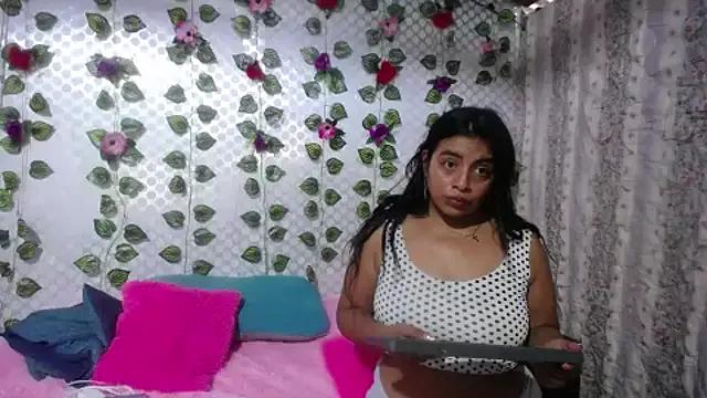 Tammyy_Brown from StripChat is Freechat