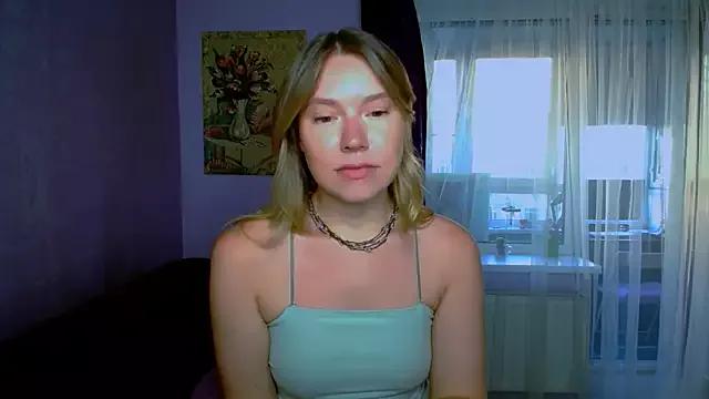 TaylorBre from StripChat is Freechat
