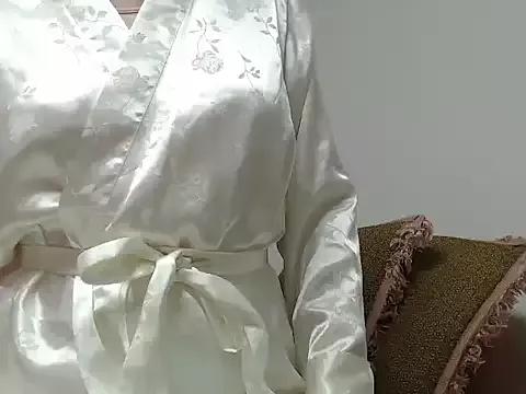teasexpert from StripChat is Freechat