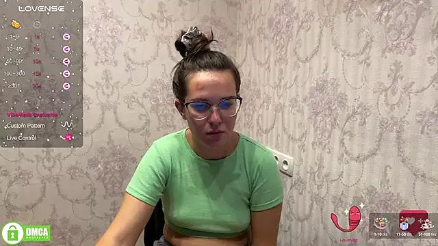 the_princese from StripChat is Freechat