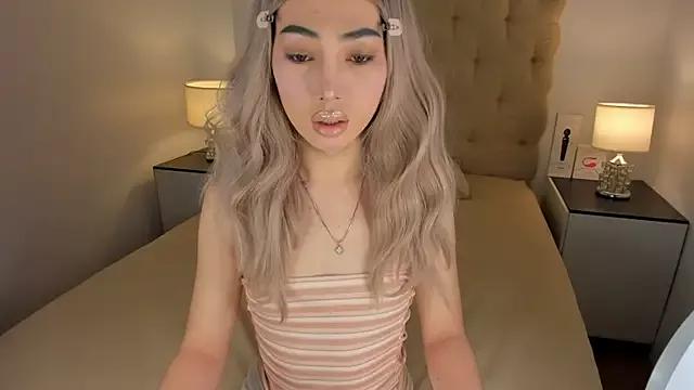 Photos of The_Queenstar_was_born from StripChat is Freechat