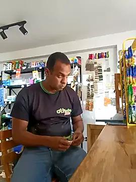 Try our girls live displays and explore the company of endless strippers, with beautiful physiques, vibrating toys and more.