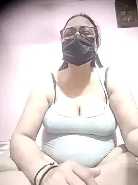 thehotlady from StripChat is Freechat