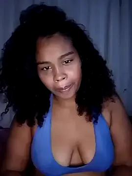 TheLiliCameron from StripChat is Freechat
