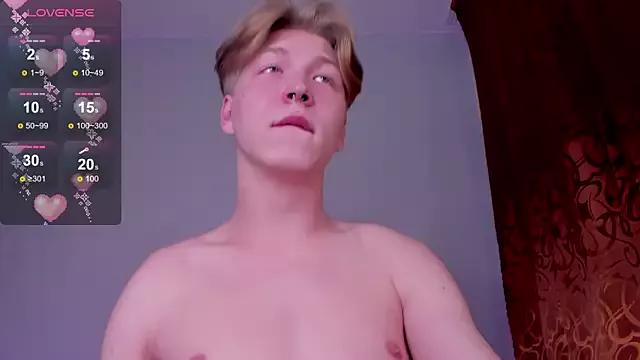 TheMikeSever from StripChat is Freechat