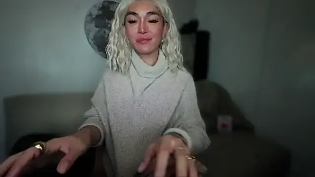 Avatar of TheQueenNextDoor