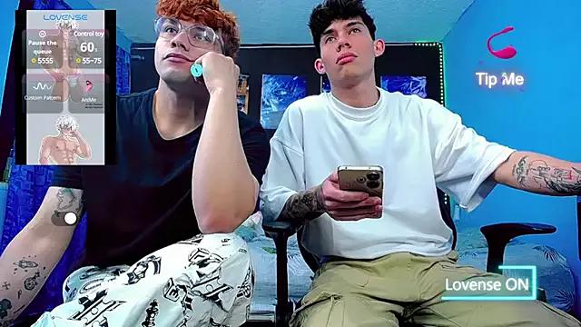 Try our girls live displays and explore the company of endless strippers, with beautiful physiques, vibrating toys and more.