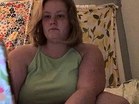 thicbustybarbiee from StripChat is Freechat