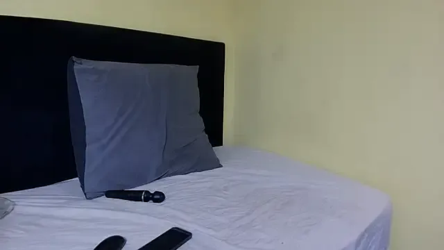 Avatar of ThickTemptress18