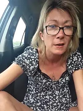 Timide_girl17 from StripChat is Freechat