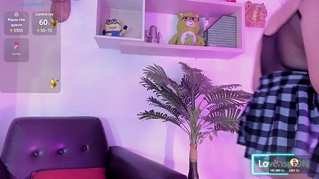 tinna_walker from StripChat