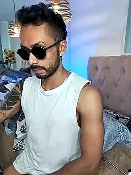 Tom_cooper_ from StripChat is Freechat