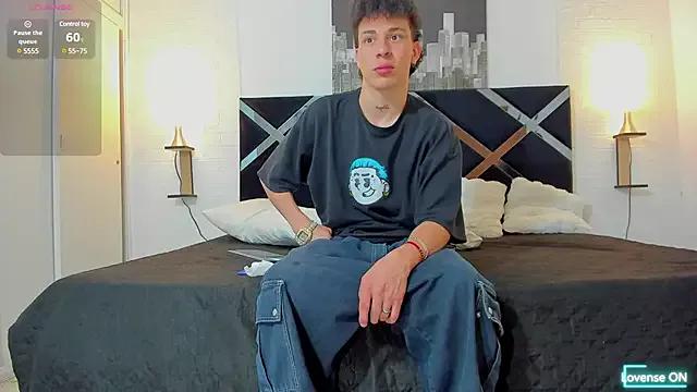 toyboys1 from StripChat is Freechat