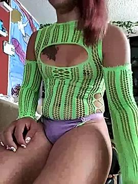 Try our girls live displays and explore the company of endless strippers, with beautiful physiques, vibrating toys and more.