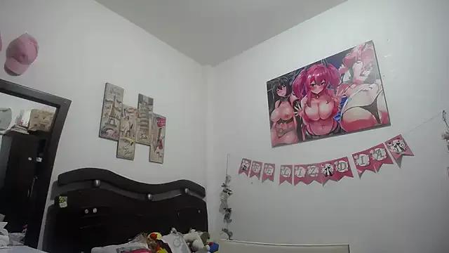 Tu-Reina from StripChat is Freechat