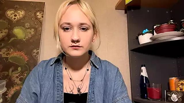 Try our girls live displays and explore the company of endless strippers, with beautiful physiques, vibrating toys and more.