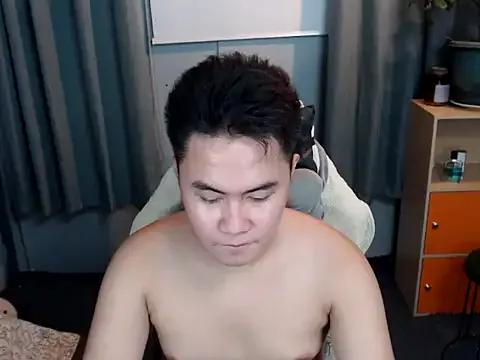urbigcockbaby from StripChat is Freechat