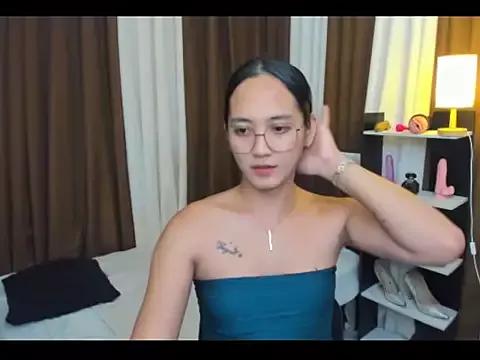 URHottestAngel from StripChat is Freechat