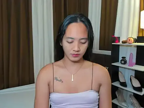 Avatar of URHottestAngel