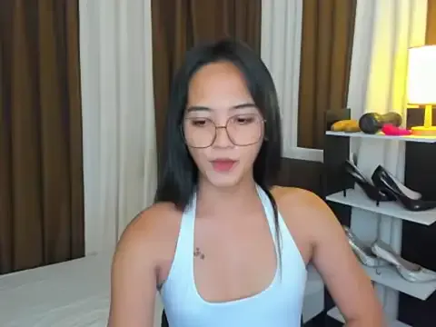 Avatar of URHottestAngel