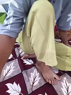 Urs_sassyshikha from StripChat is Freechat