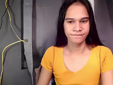 Try our girls live displays and explore the company of endless strippers, with beautiful physiques, vibrating toys and more.