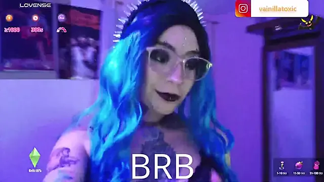 Avatar of vainilla_doll