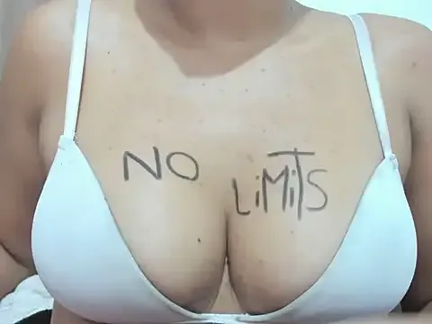 Avatar of Valentinahot7