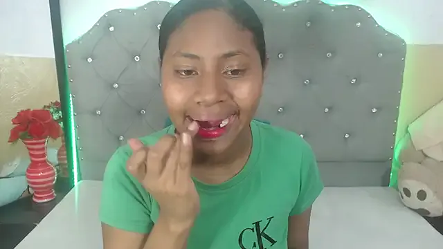 valentinavega18x — striptease