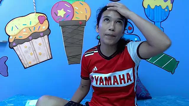 Try our girls live displays and explore the company of endless strippers, with beautiful physiques, vibrating toys and more.