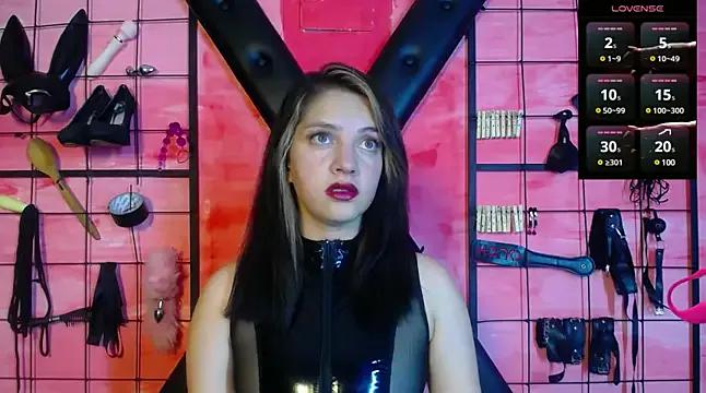 Try our girls live displays and explore the company of endless strippers, with beautiful physiques, vibrating toys and more.