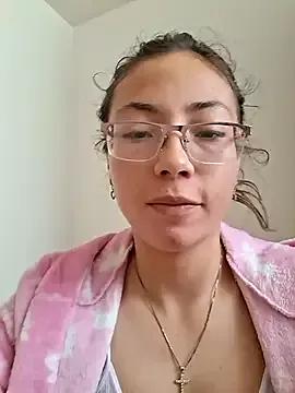 Valeria_Saenz_25 from StripChat is Freechat