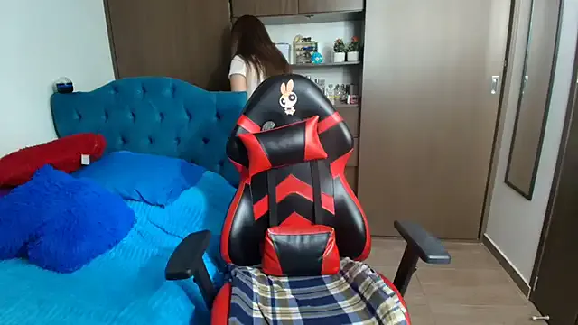 valeria_teiku — open legs masturbation