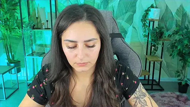 ValeriiMills — Show me your ass