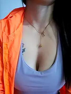 Try our girls live displays and explore the company of endless strippers, with beautiful physiques, vibrating toys and more.