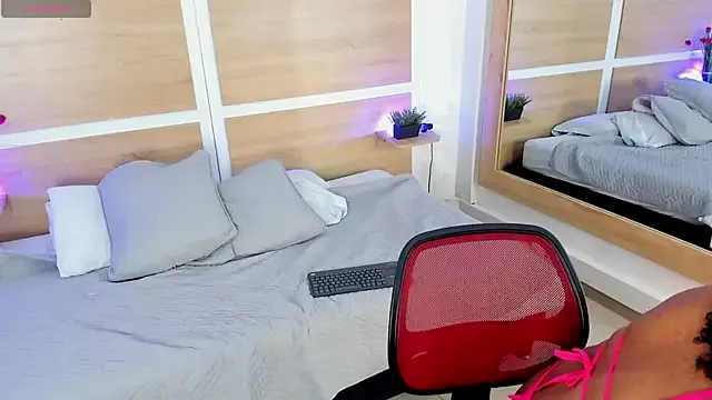 ValeryCortezm — Naughty Pose Finale